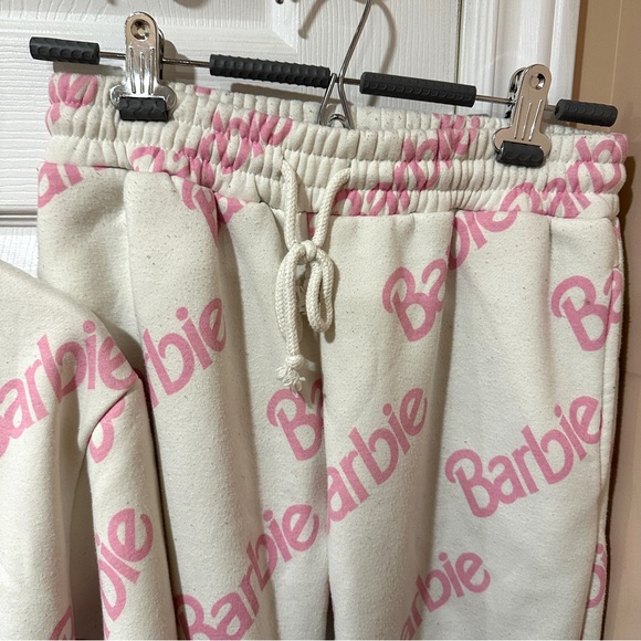 Forever 21 x Barbie sweatshirt and pants set size small - Picture 3 of 5